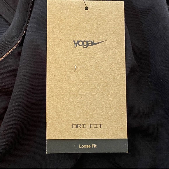 NWT! Nike Yoga T-shirt, size X-Small - Picture 6 of 17